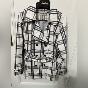 VINTAGE  WOMEN’S COAT ESTABLISHED SINCE 1917